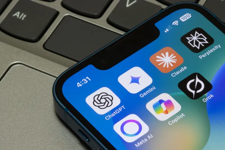 Gemini de Google : LLM nativement multimodal et intégré à la SERP